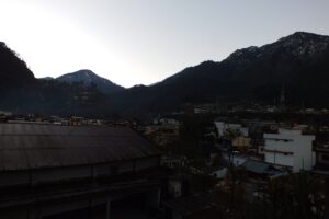 Morning_at_Uttarkashi_Town